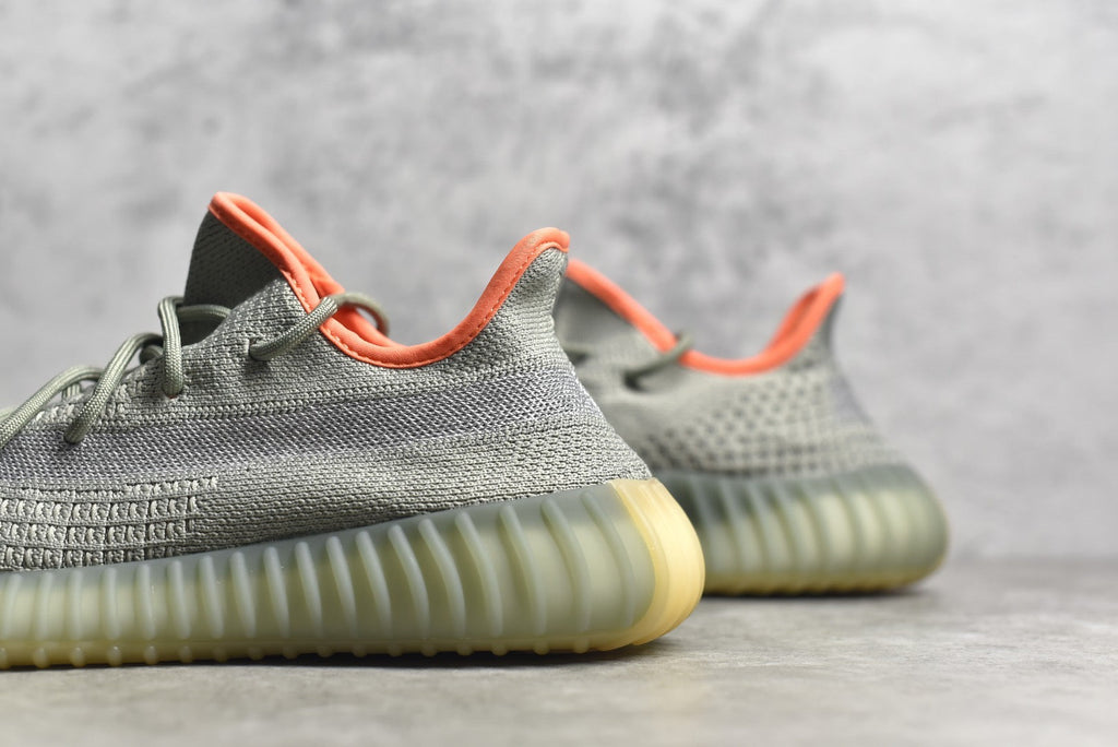 Yeezy 350 v2 17