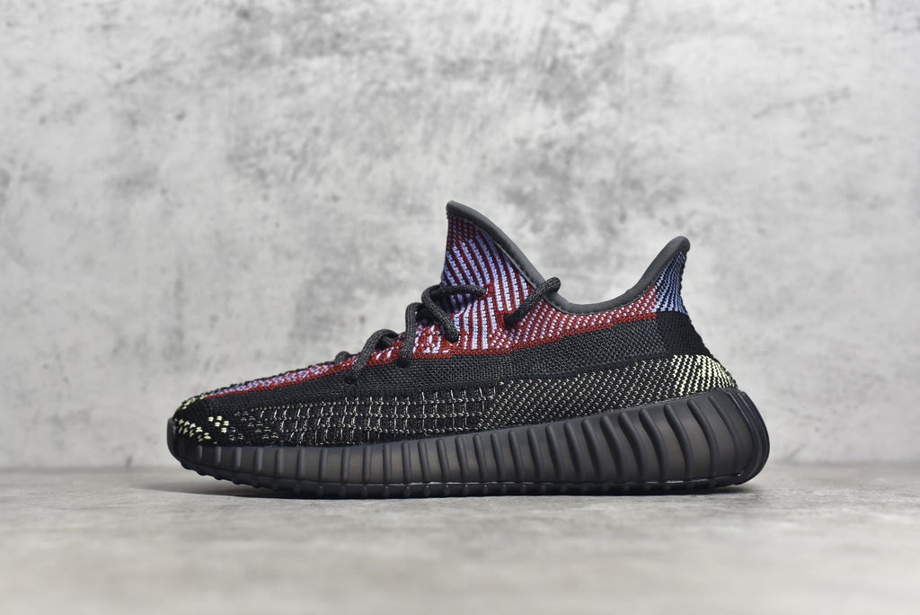 Yeezy 350 v2 14