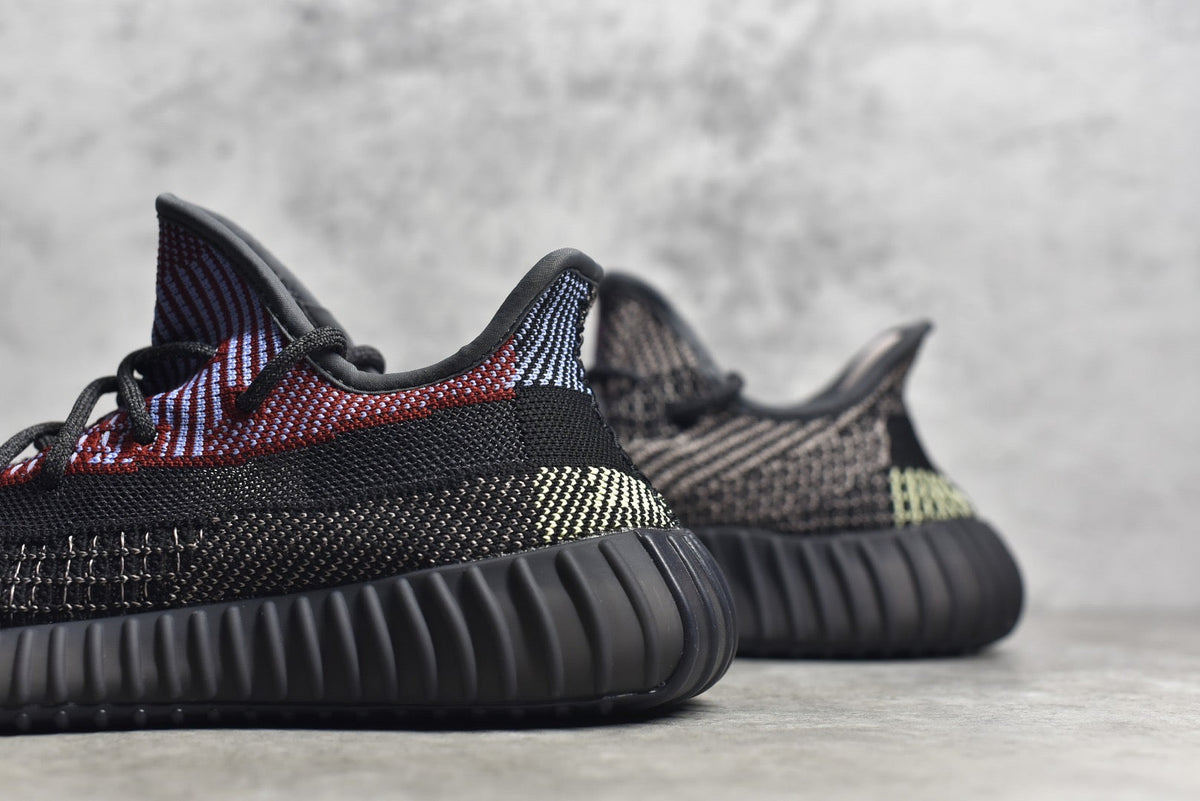Yeezy 350 v2 14