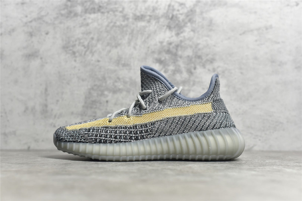 Yeezy 350 v2 12