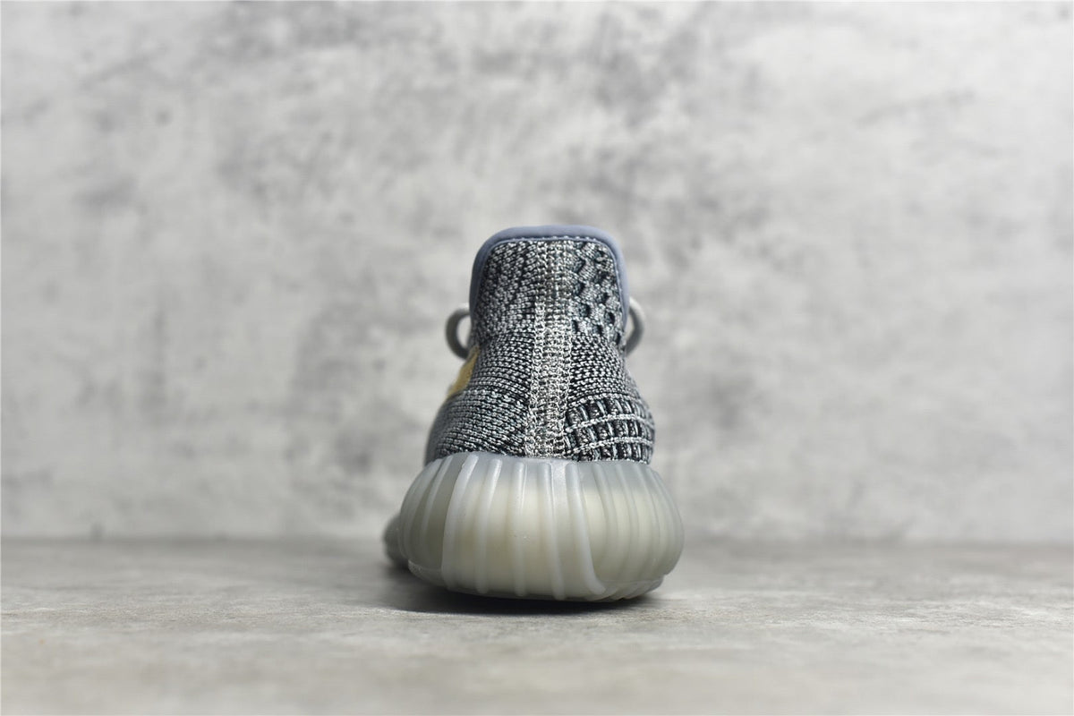 Yeezy 350 v2 12