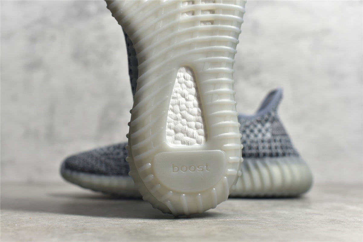 Yeezy 350 v2 12