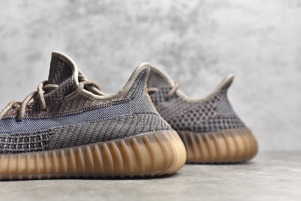 Yeezy 350 v2 11