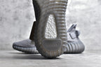Yeezy 350 v2 10