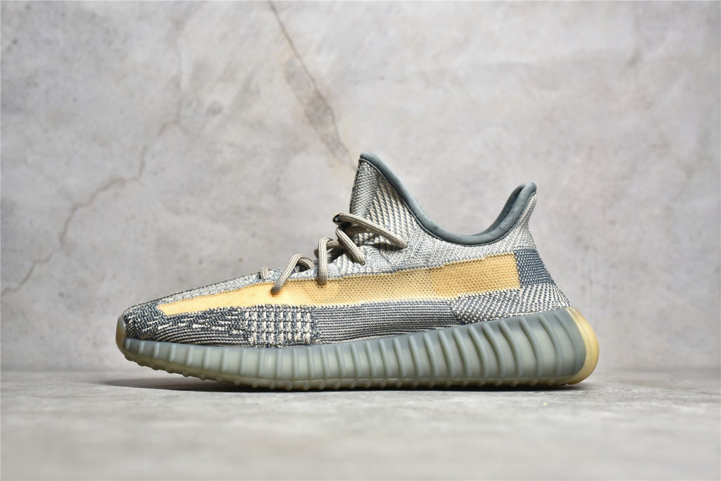 Yeezy 350 v2 09