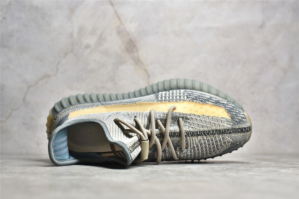 Yeezy 350 v2 09