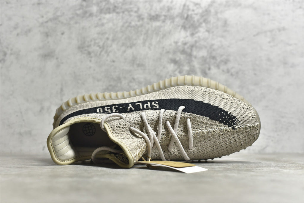 Yeezy 350 v2 08