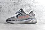 Yeezy 350 v2 05