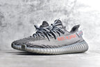 Yeezy 350 v2 05