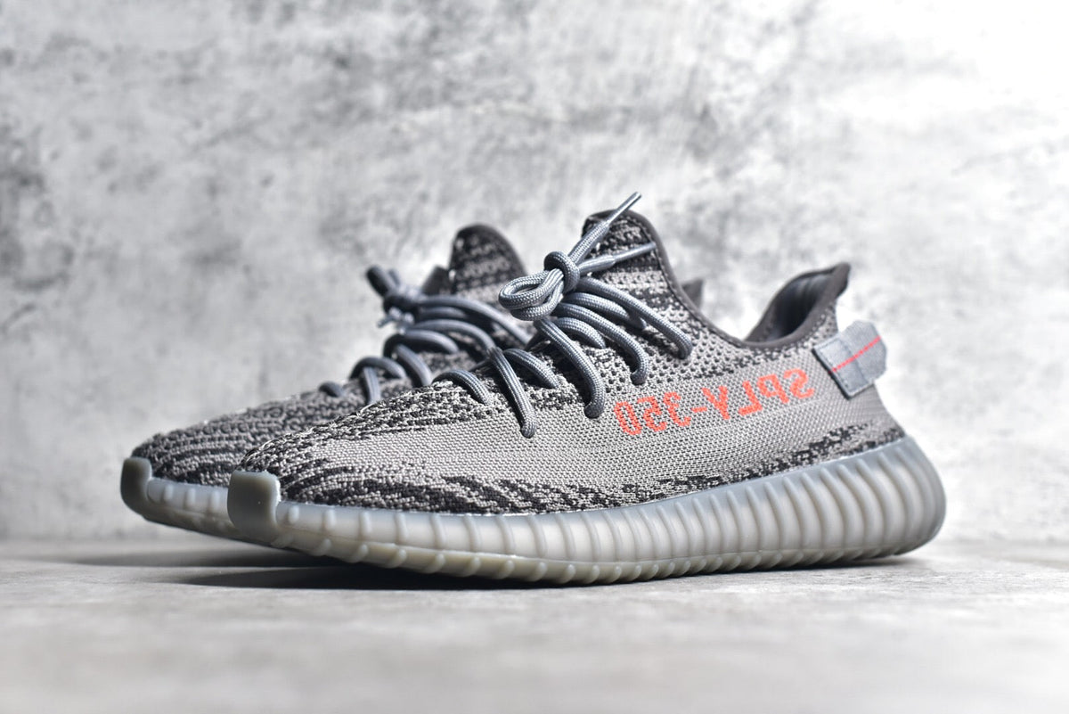 Yeezy 350 v2 05
