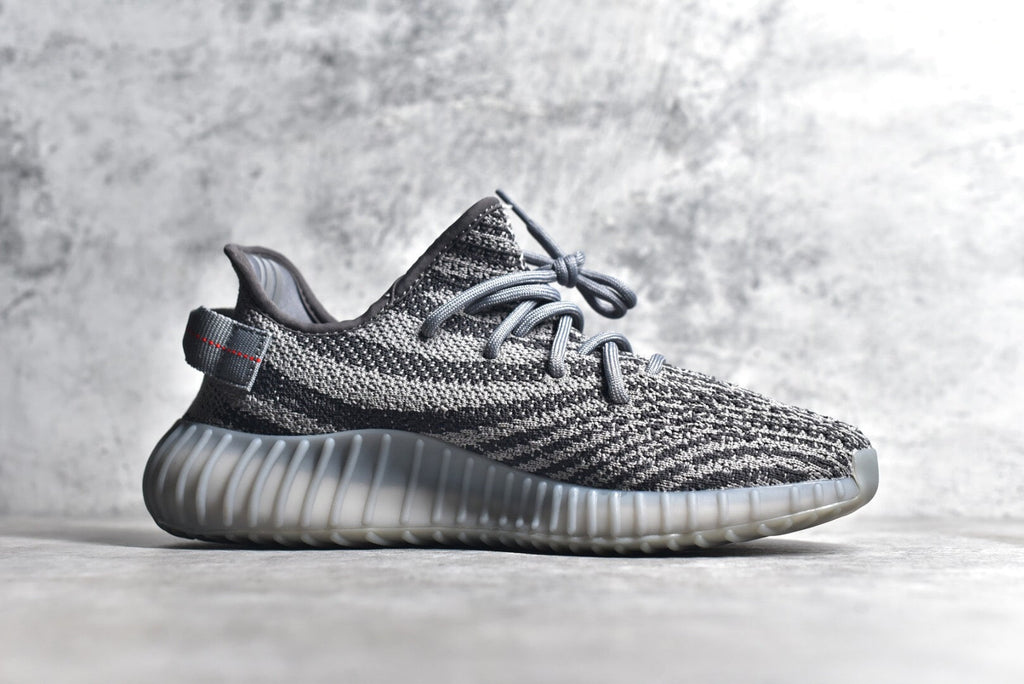 Yeezy 350 v2 05