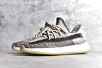 Yeezy 350 v2 03