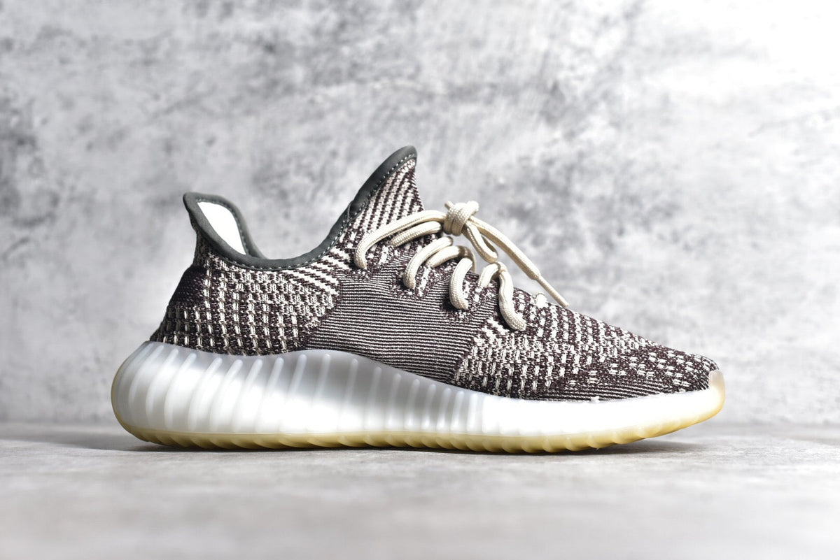 Yeezy 350 v2 03