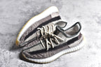 Yeezy 350 v2 03