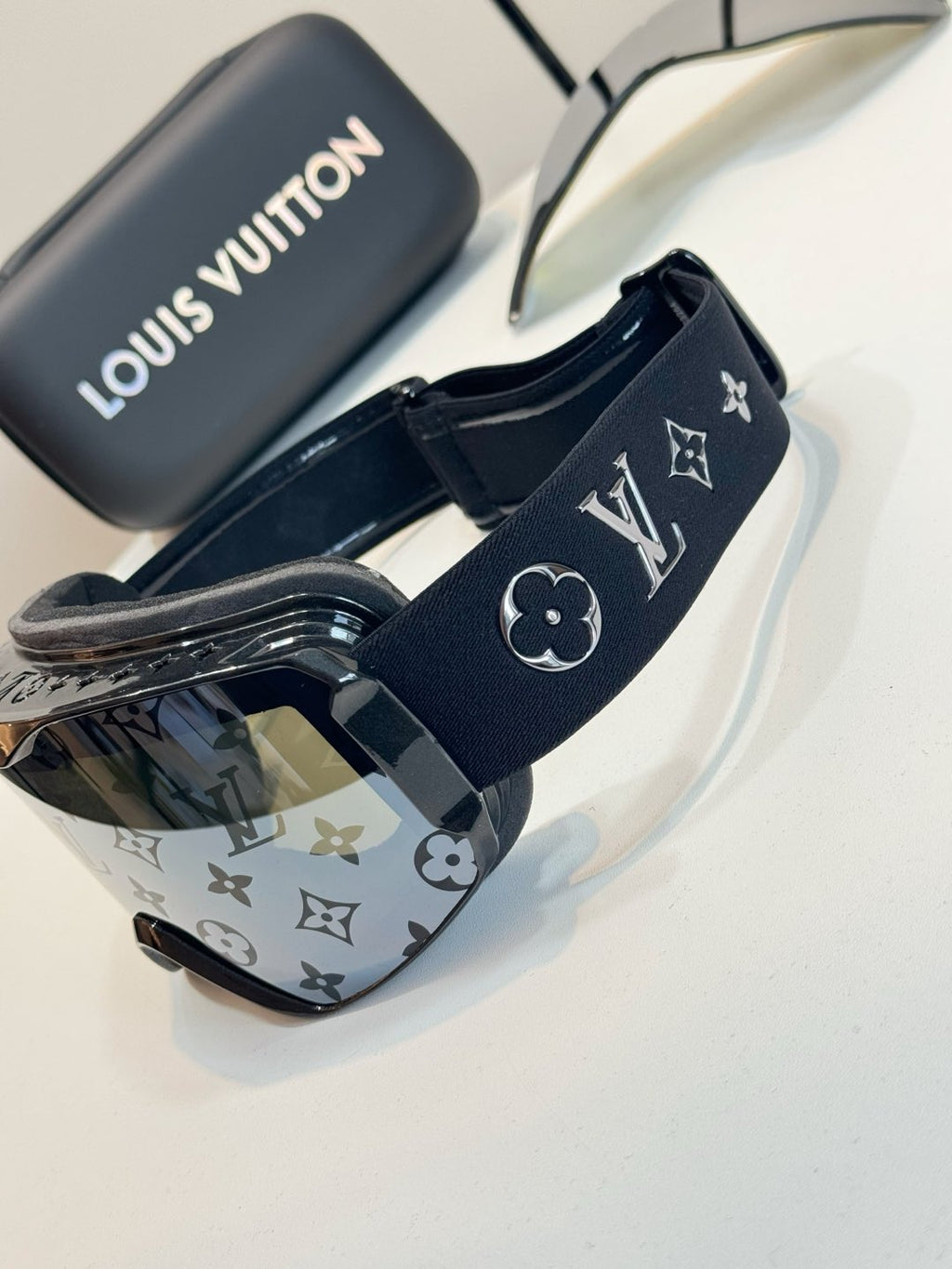LV Snow Gradient Mask