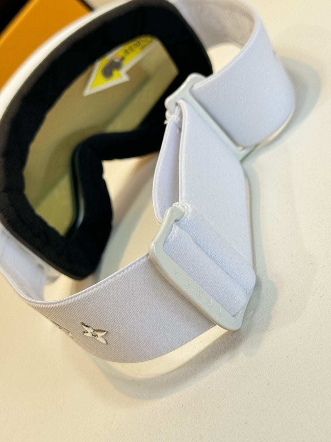 LV Snow Gradient Mask