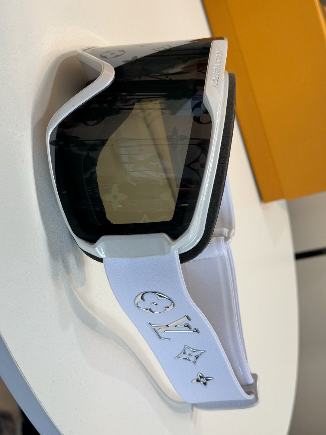 LV Snow Gradient Mask