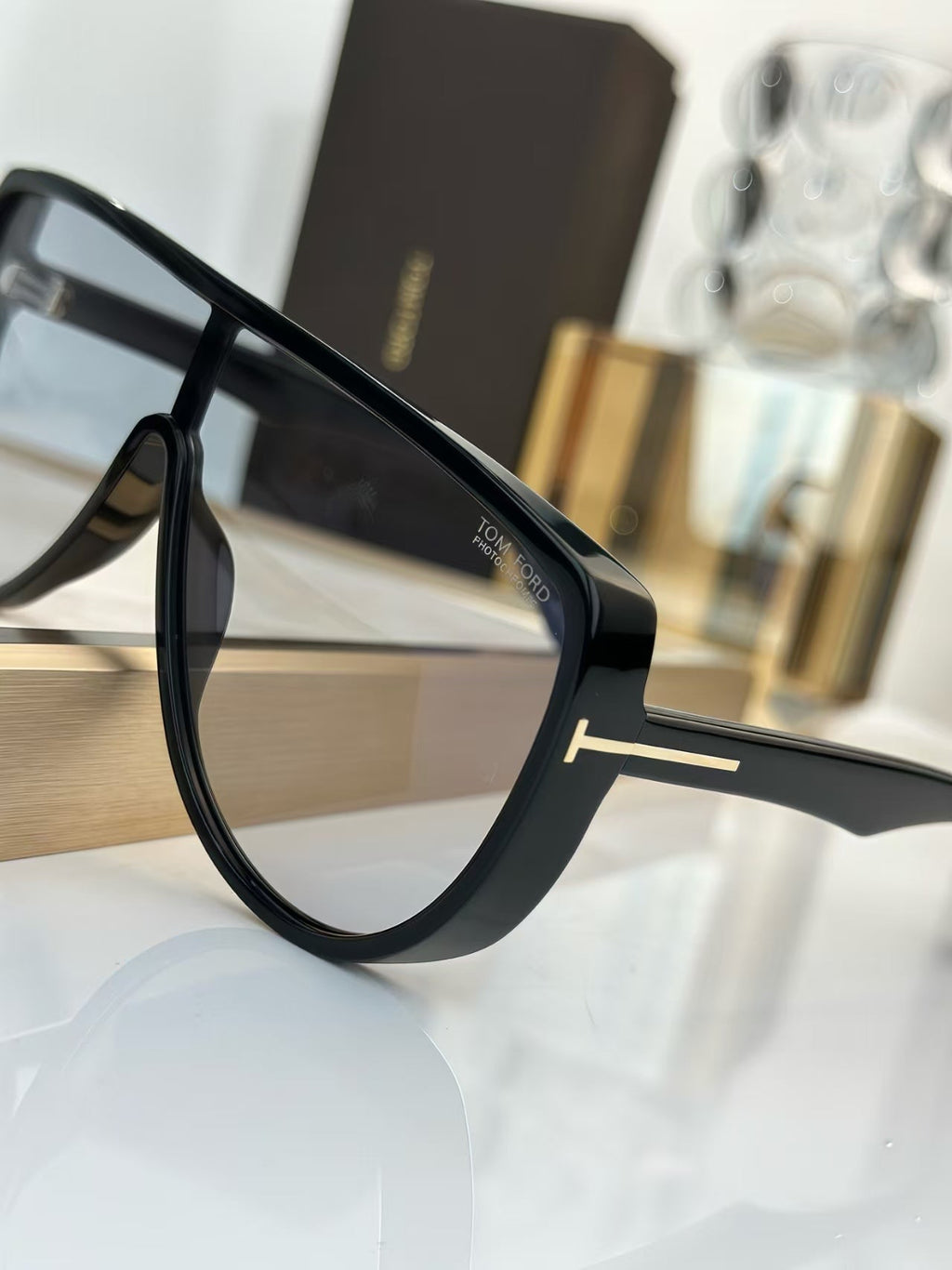 Tom Ford Achilles FT1182