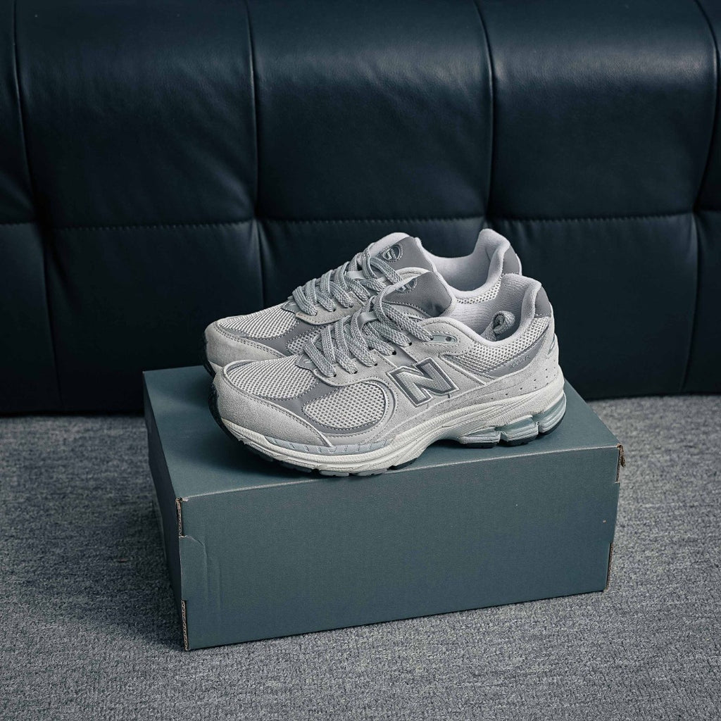 New Balance 2002R "Grey"