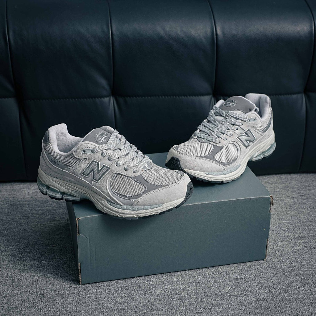 New Balance 2002R "Grey"