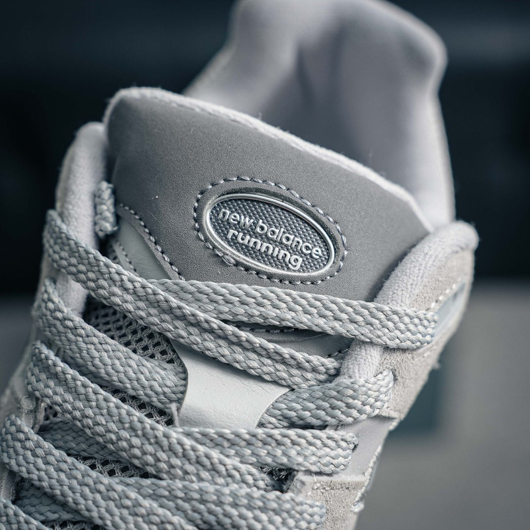 New Balance 2002R "Grey"