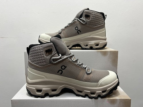 On Cloudrock Mid Waterproof Cinder/Desert