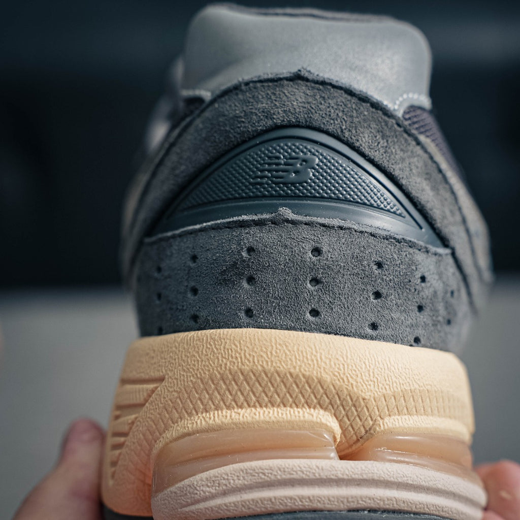 New Balance 2002R "Castlerock / Indigo"