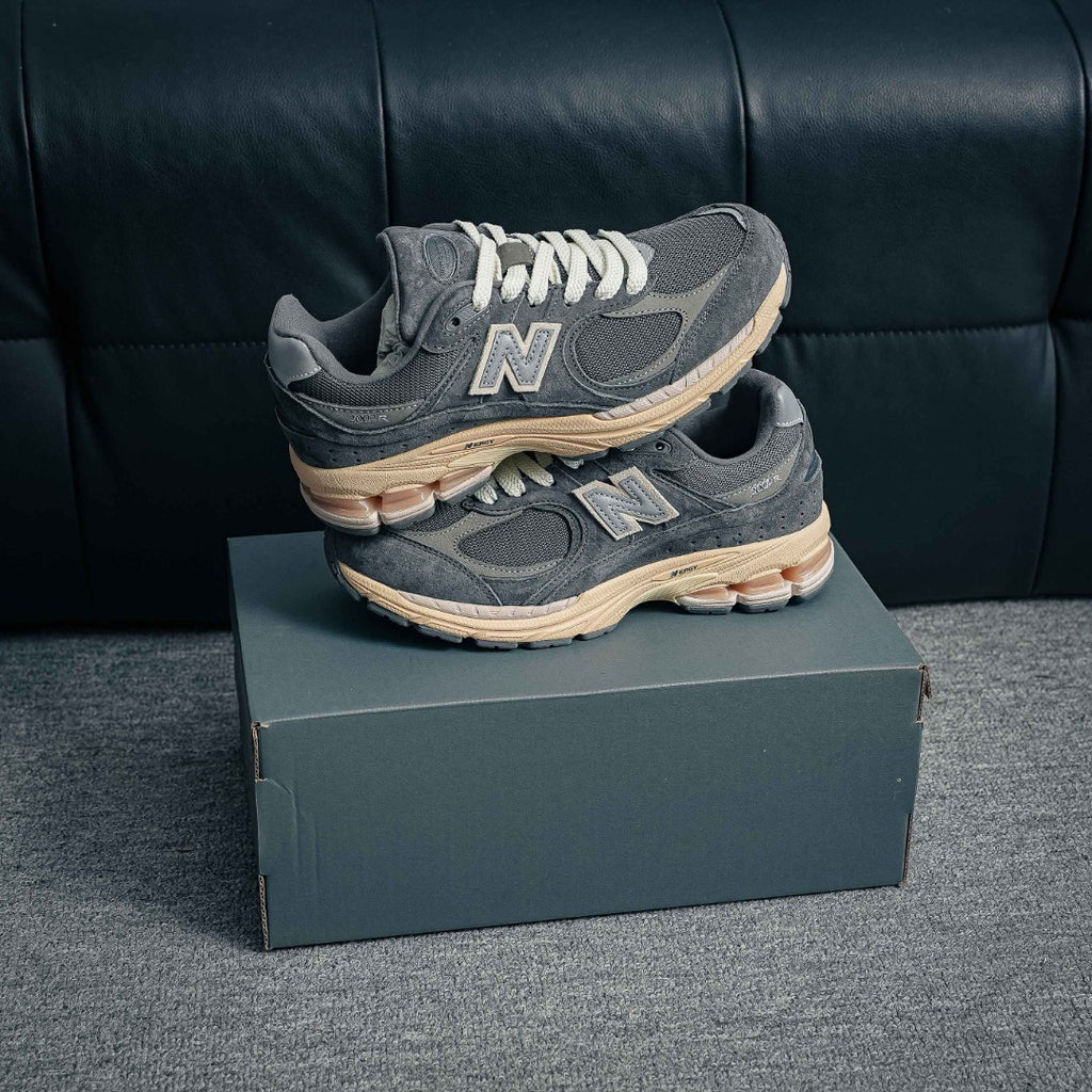 New Balance 2002R "Castlerock / Indigo"