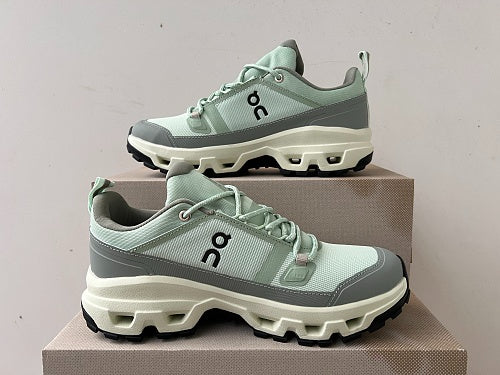 On Cloudrock Low Waterproof Mineral/Aloe