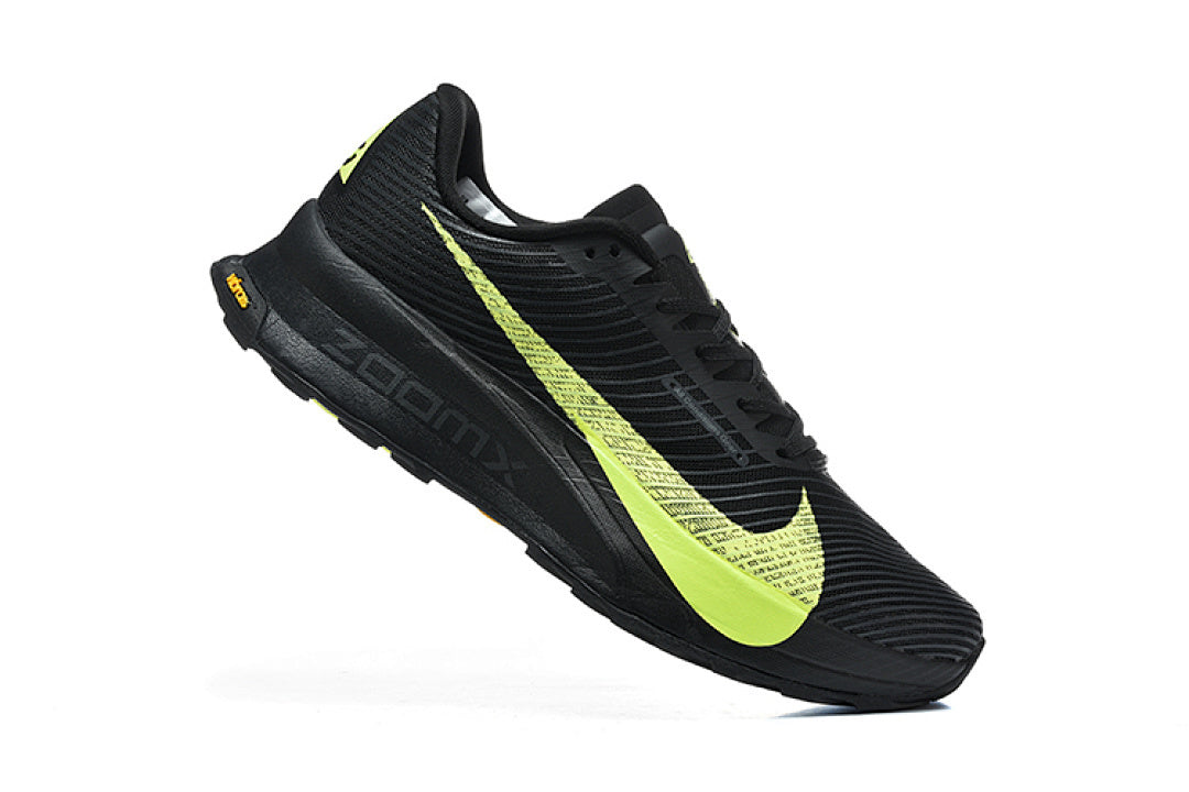 ACG Ultrafly Trail Black/Volt