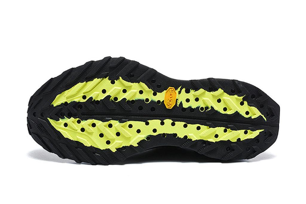 ACG Ultrafly Trail Black/Volt