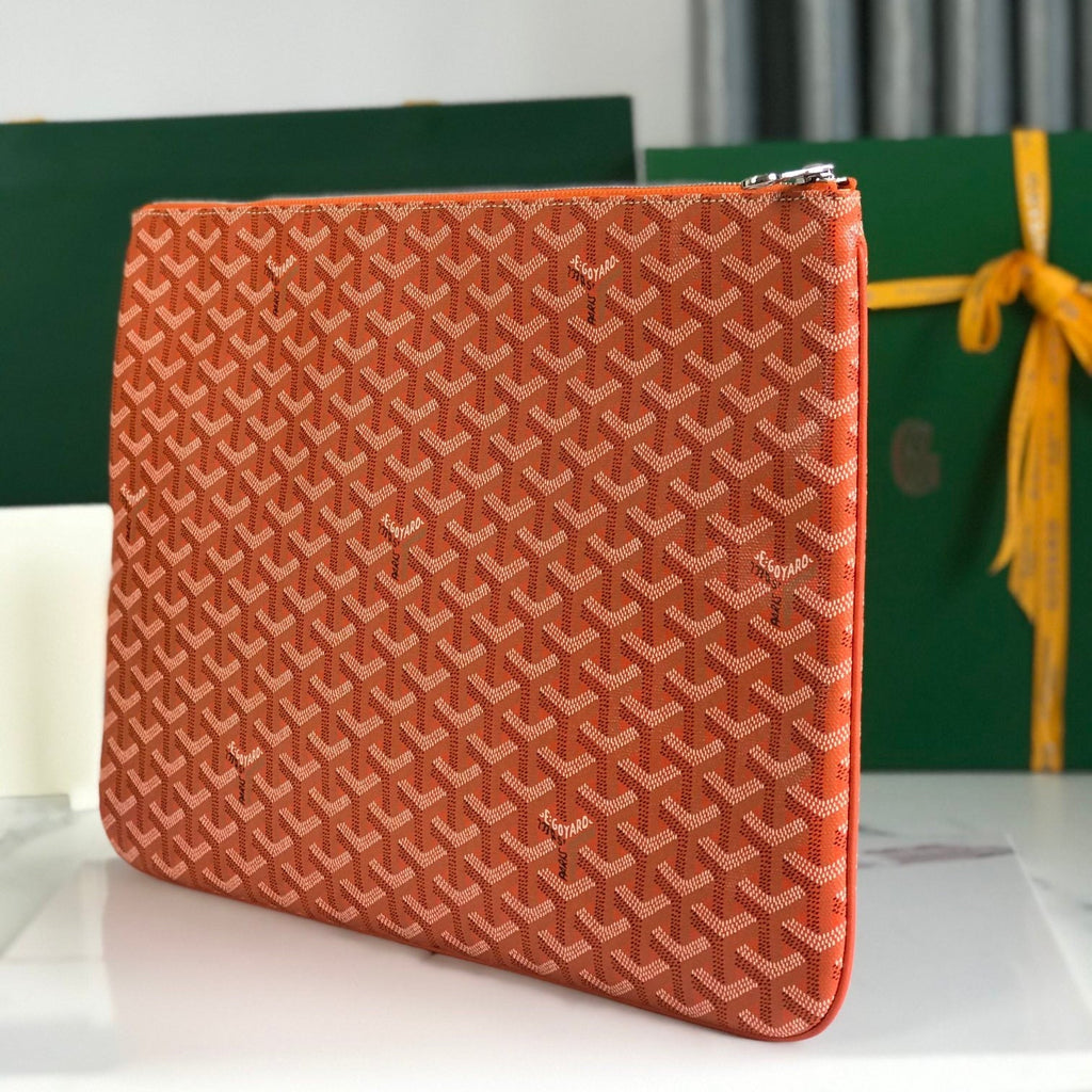 SÉNAT MGM POUCH 40 IN RED ORANGE GOYARDINE CANVAS