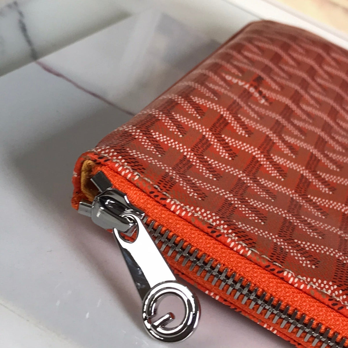 SÉNAT MGM POUCH 40 IN RED ORANGE GOYARDINE CANVAS