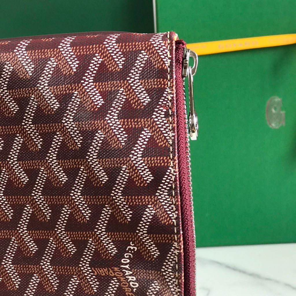 SÉNAT MGM POUCH 40 IN BURGUNDY RED GOYARDINE CANVAS