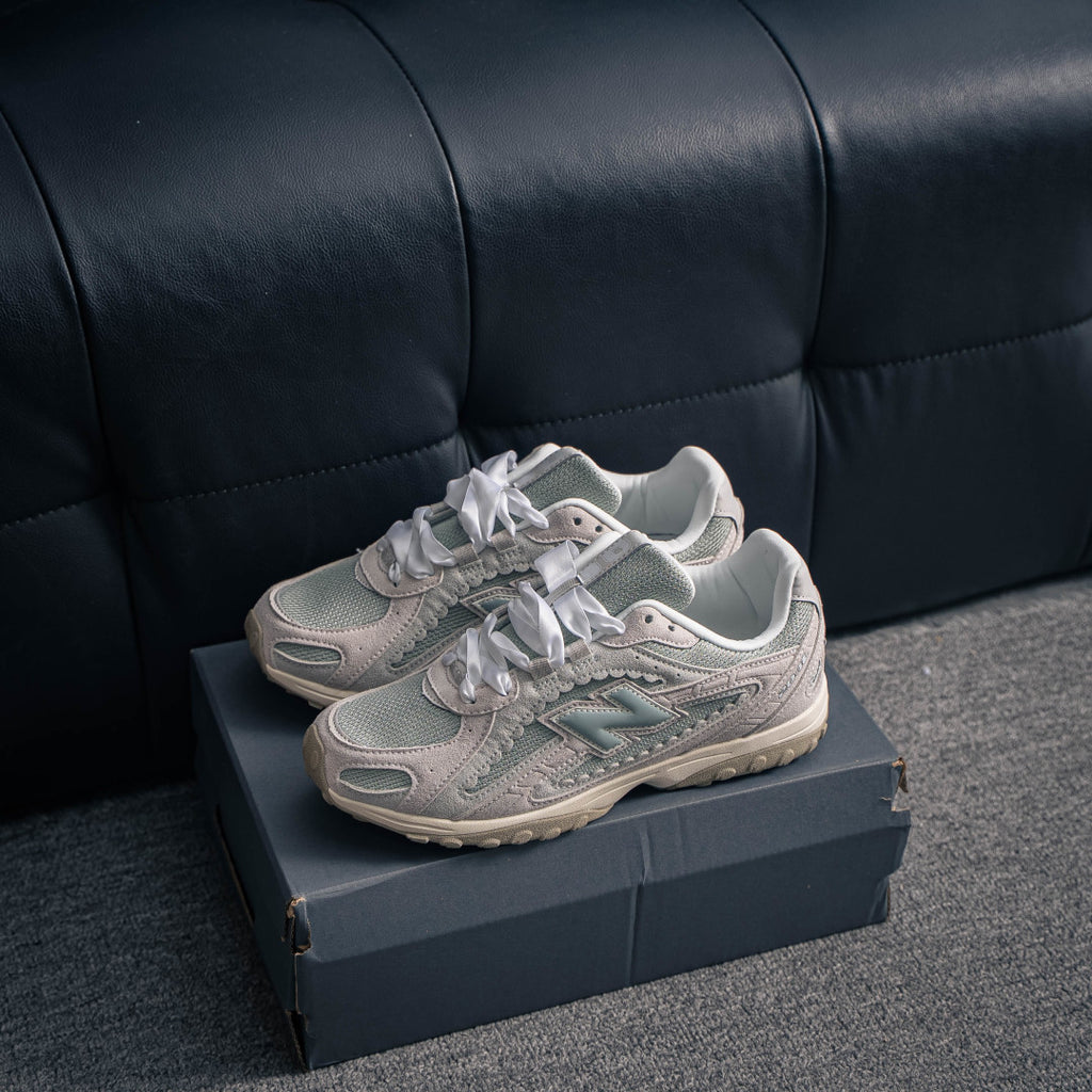 New Balance® 204L Sneakers U204L6A6-C