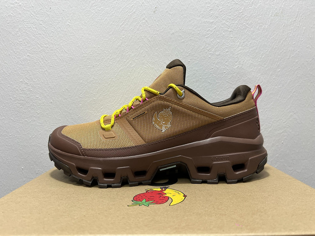 On Cloudrock Low Waterproof Sky High Farm Goods Sphinx