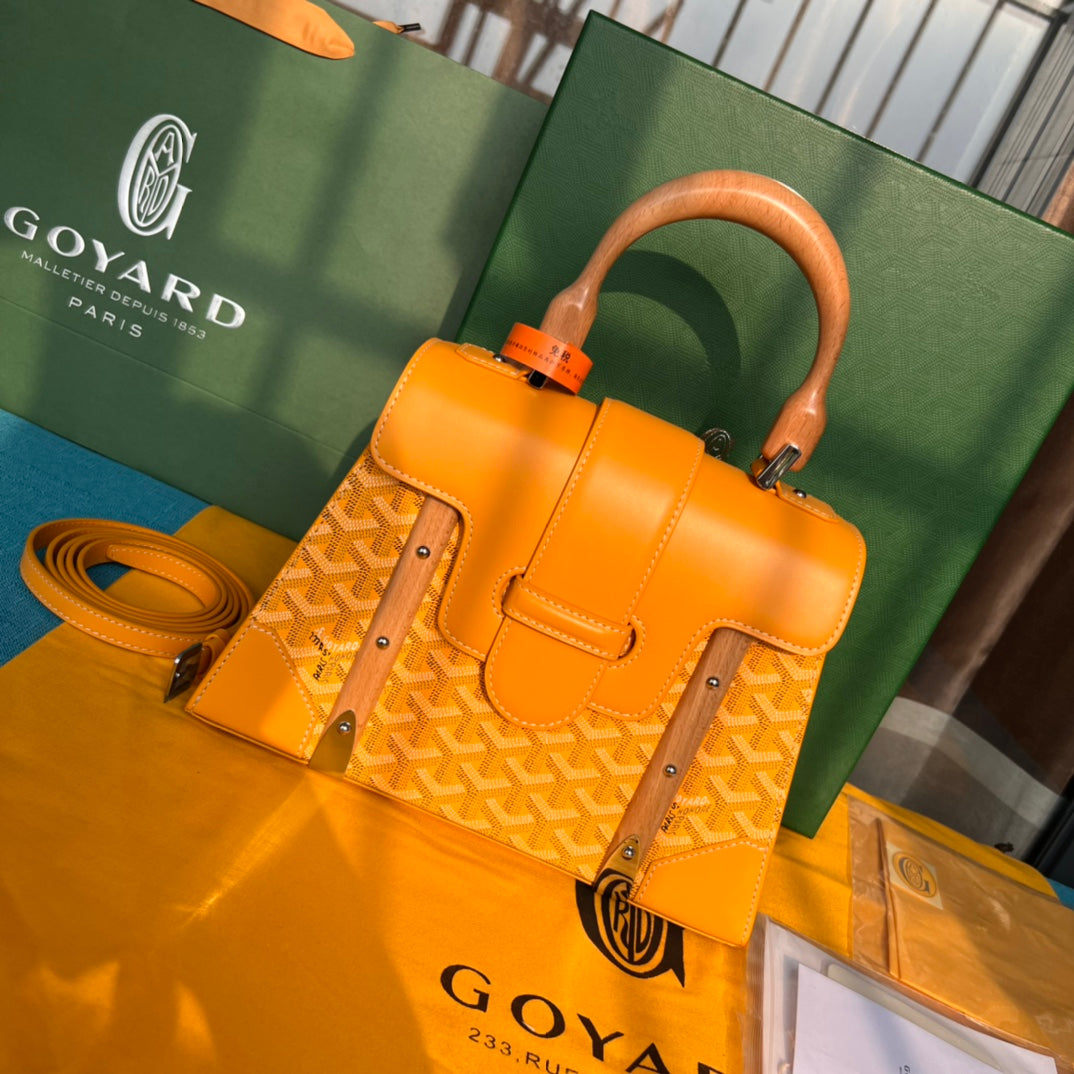 SAÏGON PM BAG 28 IN YELLOW GOYARDINE CANVAS AND CALFSKIN