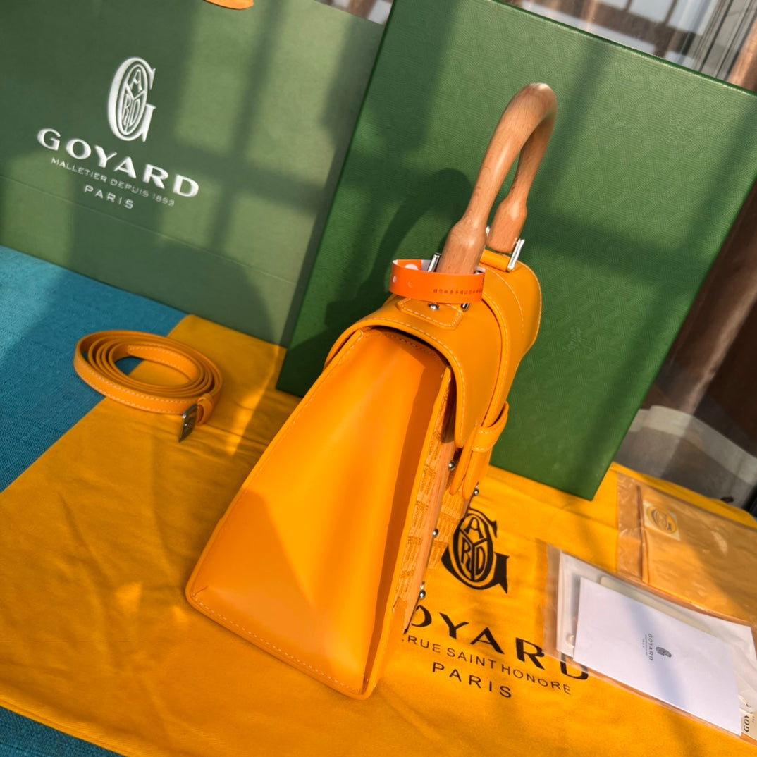 SAÏGON PM BAG 28 IN YELLOW GOYARDINE CANVAS AND CALFSKIN