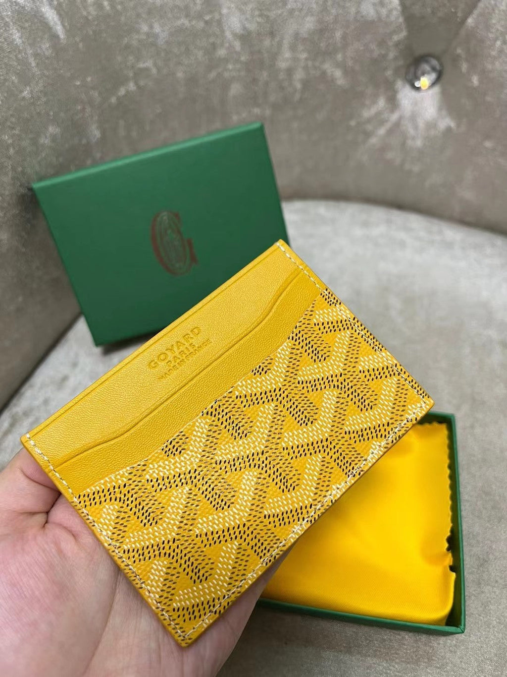 SAINT-SULPICE CARD WALLET 10 IN YELLOW GOYARDINE CANVAS AND CALFSKIN