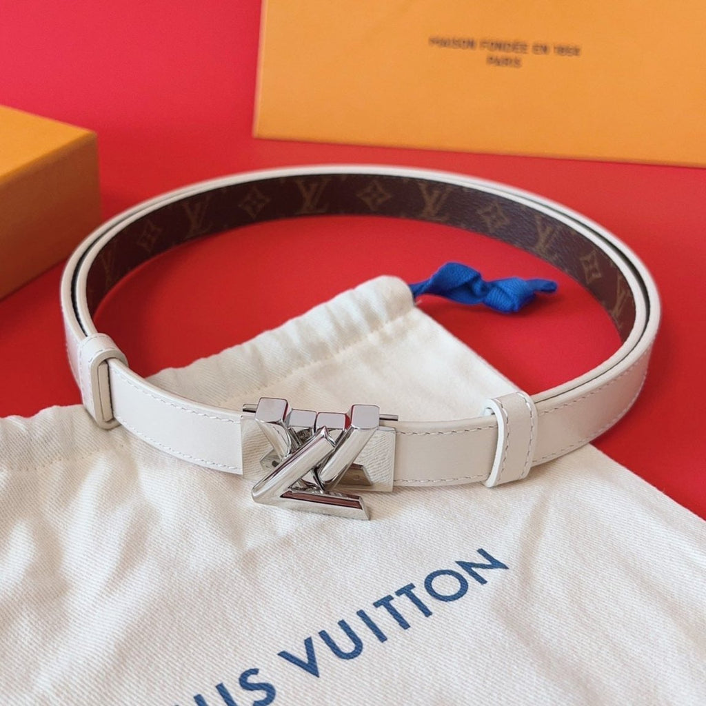 LV GO-14 20MM BELT IN WHITE CALFSKIN SILVER HARDWARE