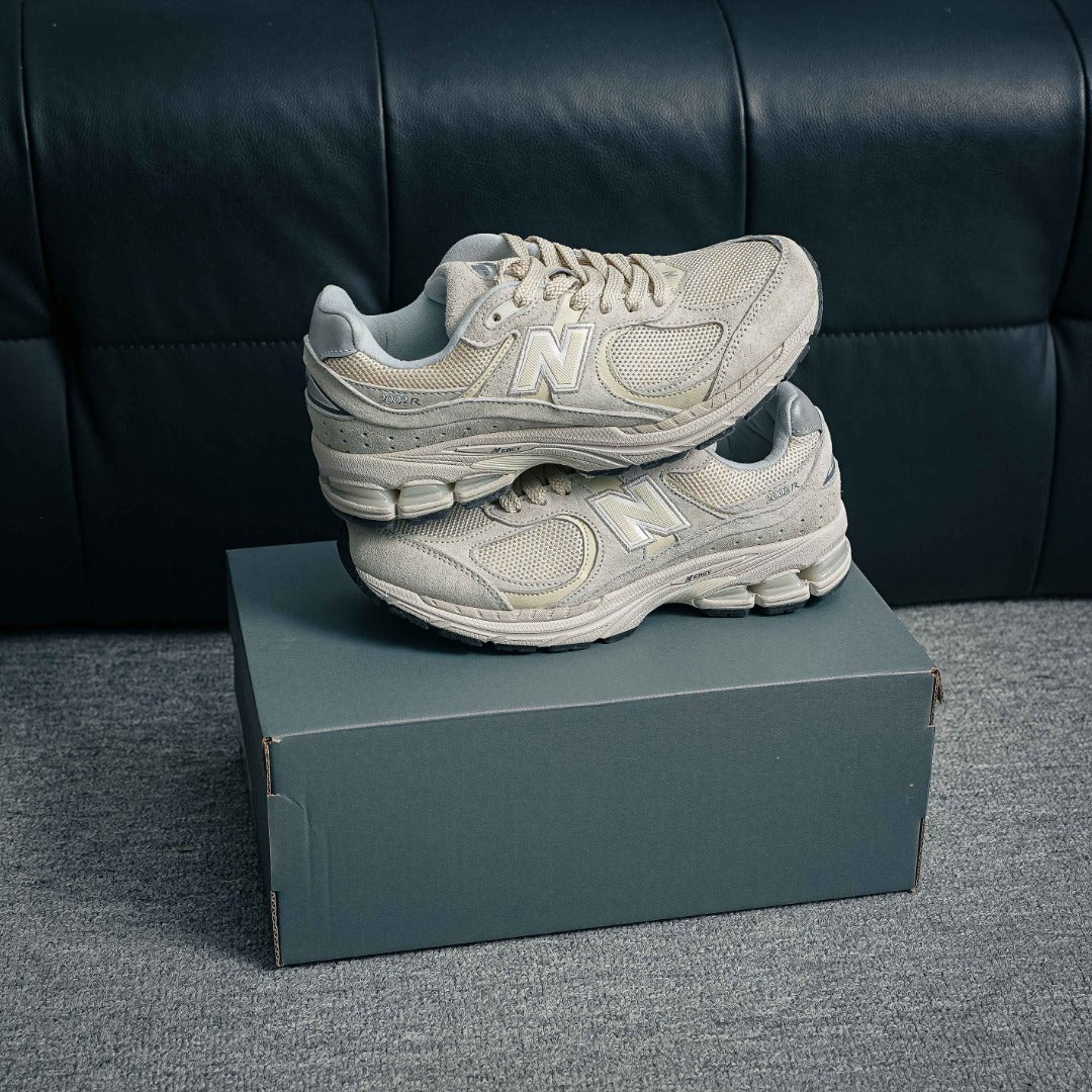 New Balance 2002R "Sandstone / Turtledove"