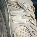 New Balance 2002R "Sandstone / Turtledove"