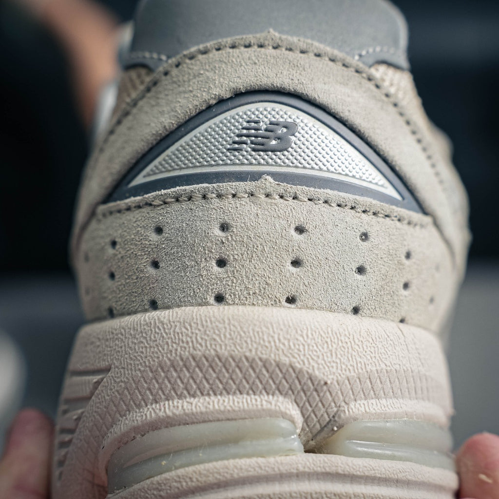 New Balance 2002R "Sandstone / Turtledove"