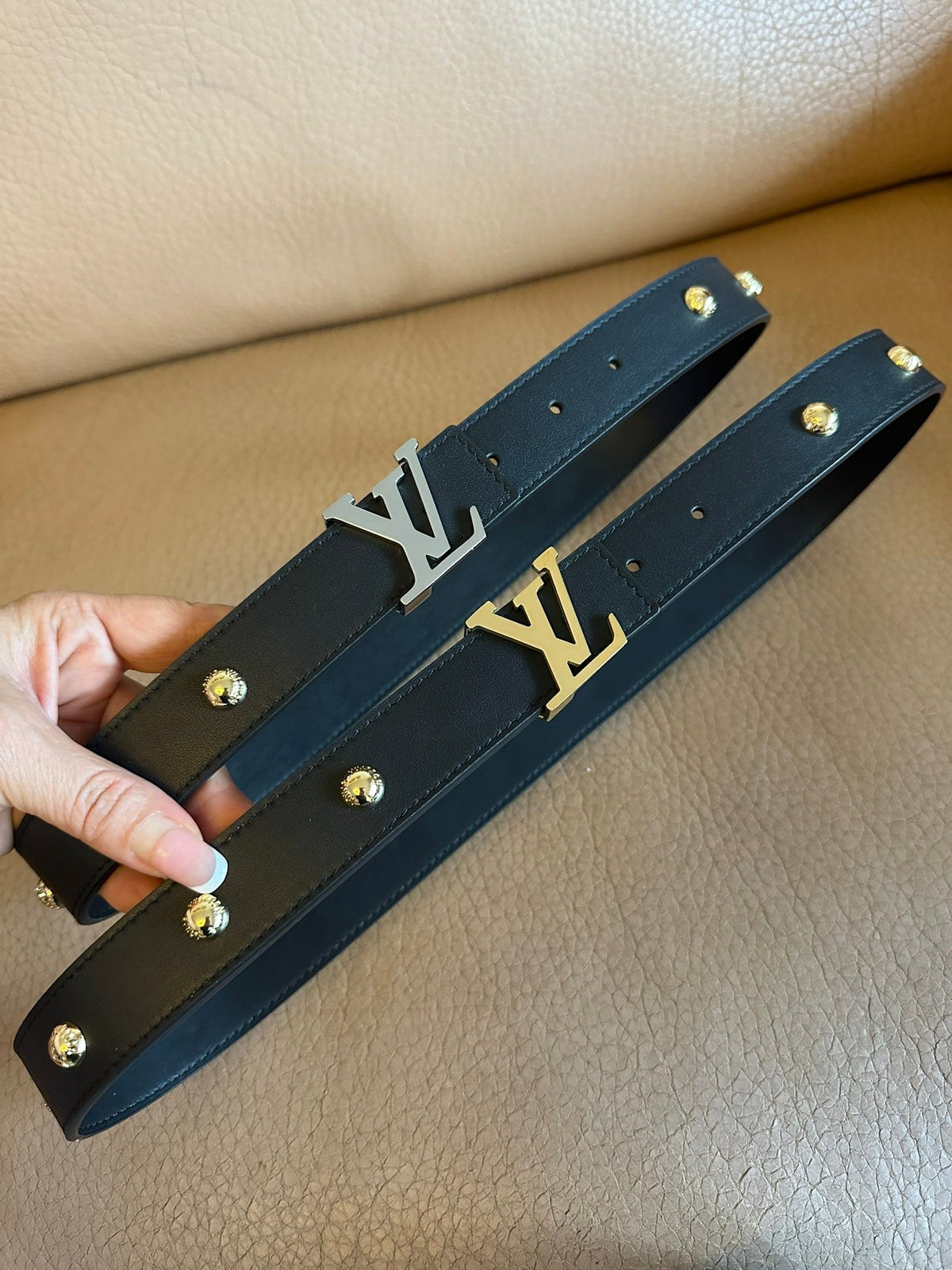 LV Initiales Studs 30mm Reversible Belt Silver Buckle Black Leather