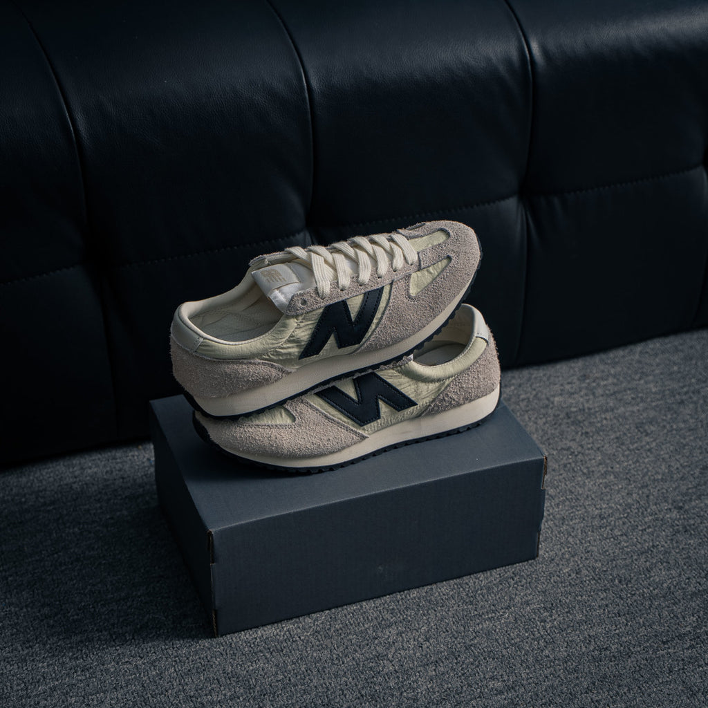 New Balance 471 "Sea Salt / Navy"