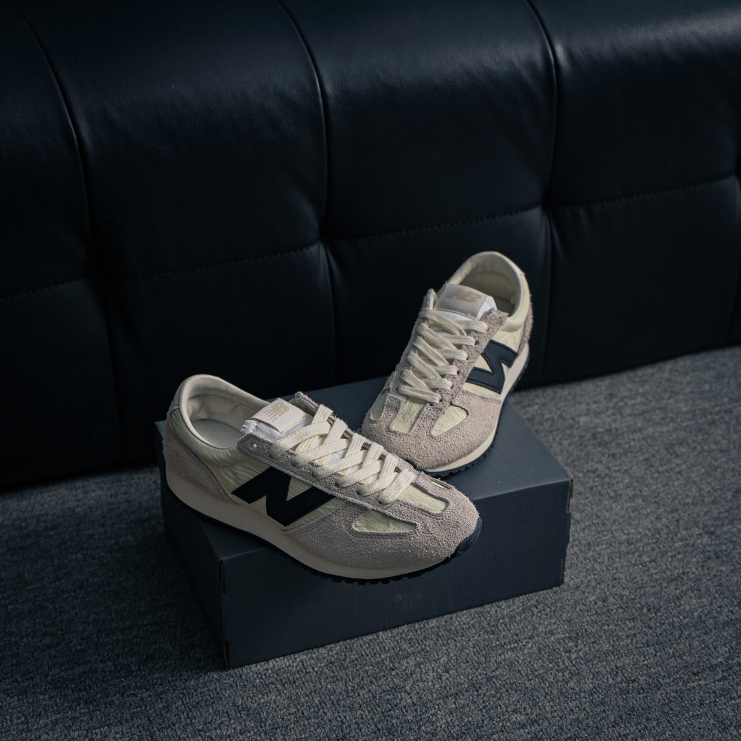 New Balance 471 "Sea Salt / Navy"