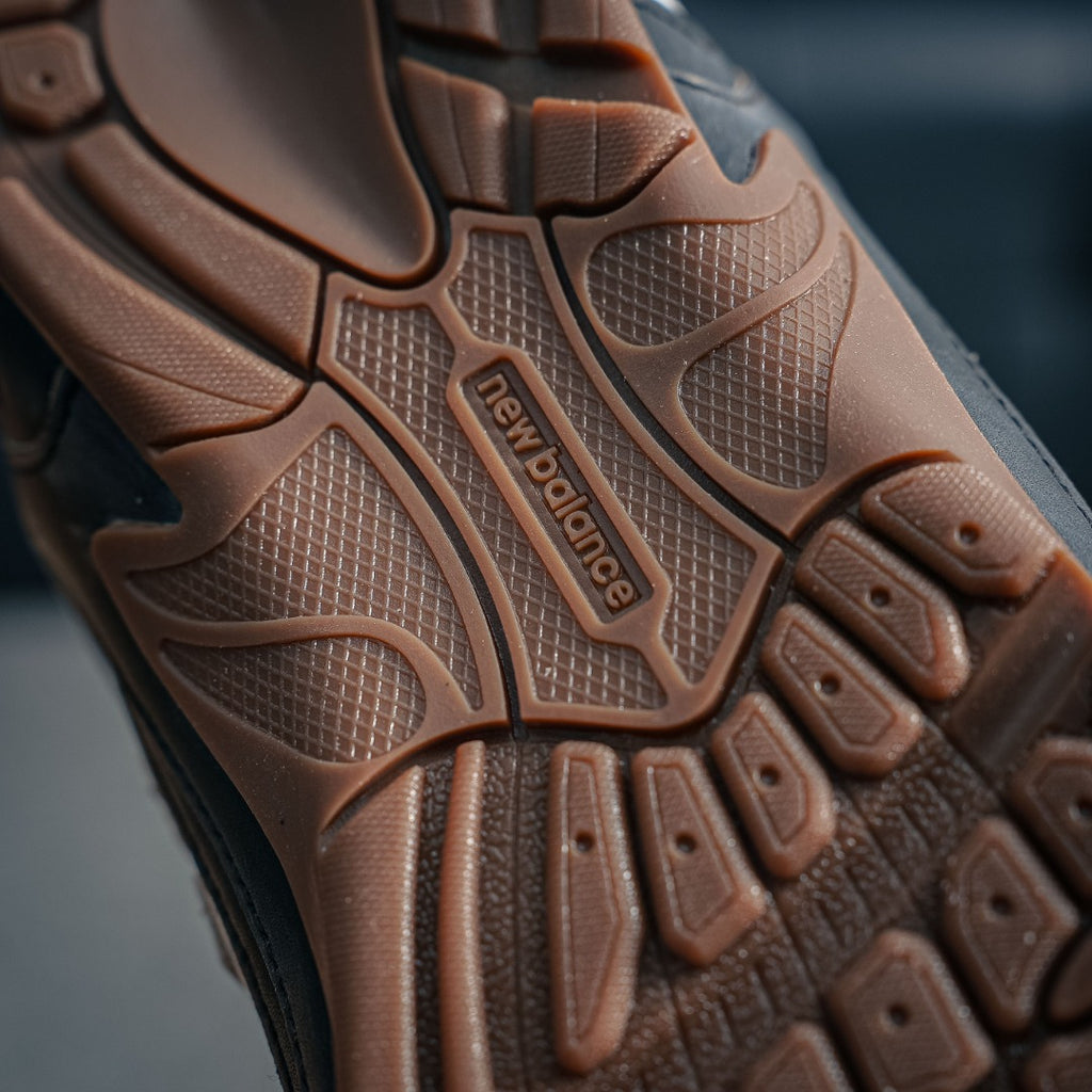 New Balance x Miu Miu 530 SL "Deco Calf Leather Black / White"