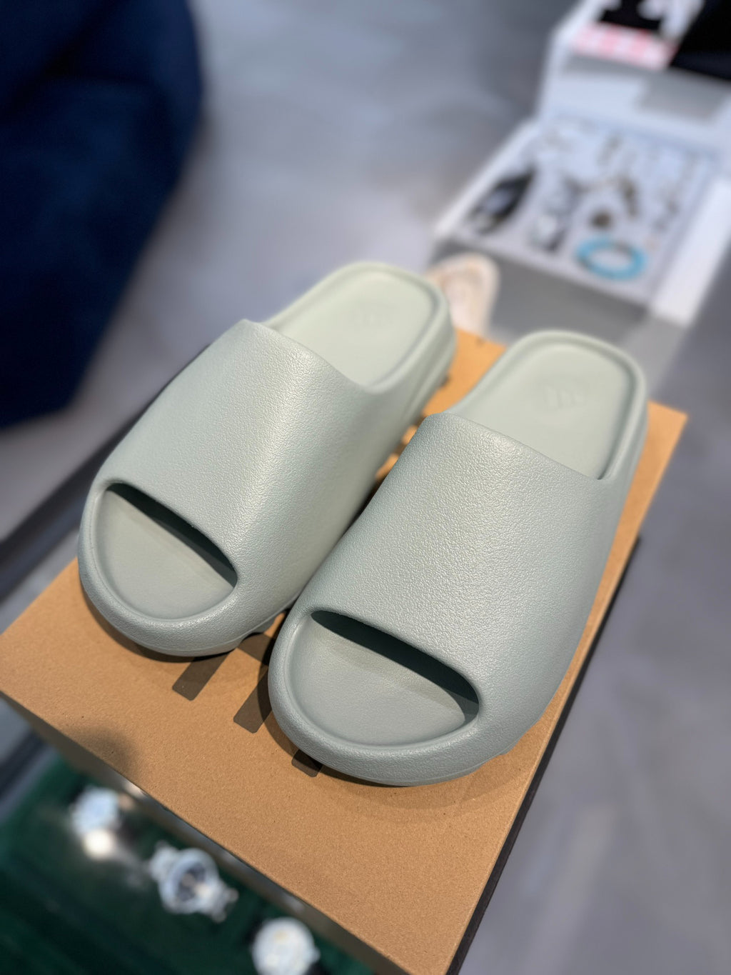 adidas YEEZY Slide "Salt"