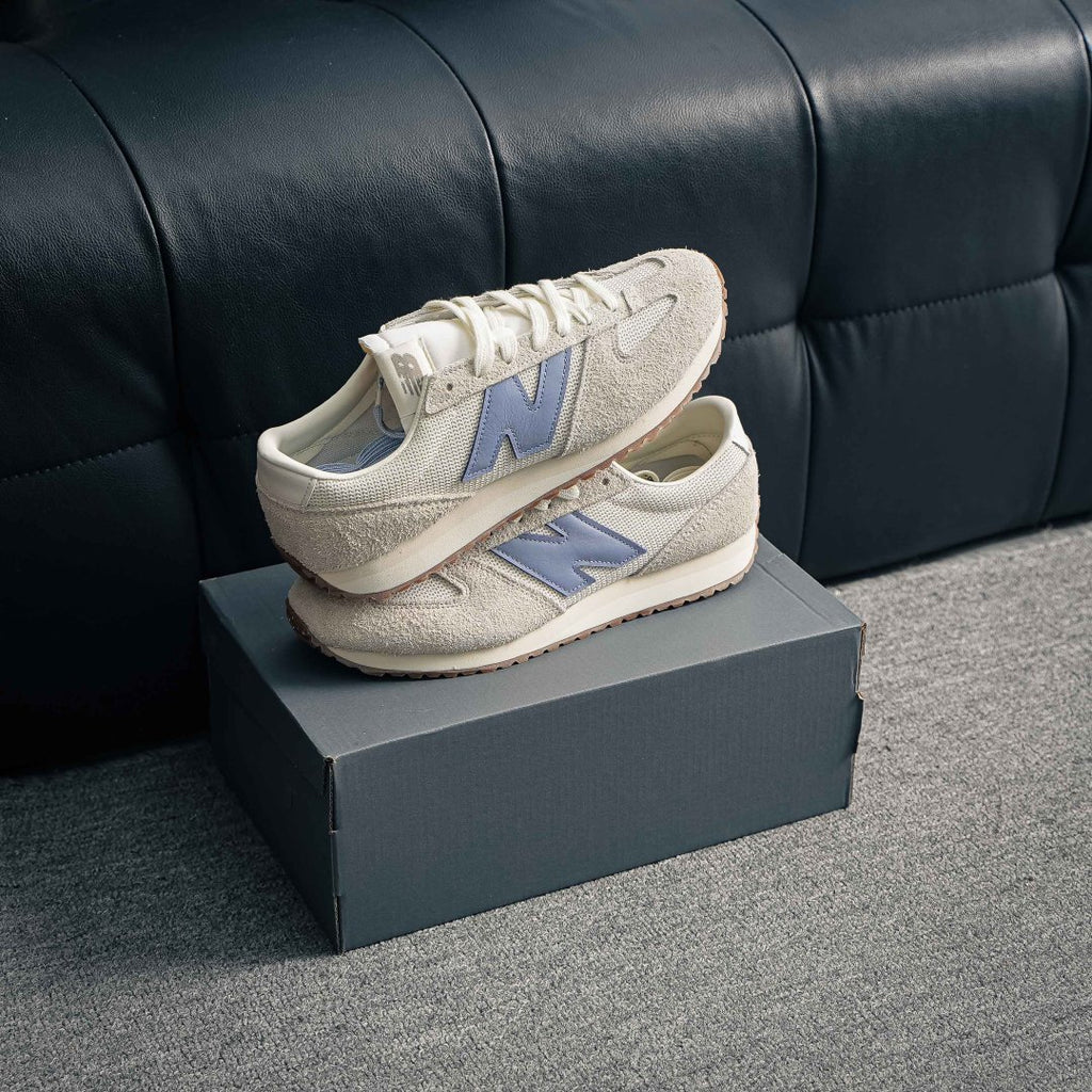 New Balance 471 "Linen / Ice Wine"