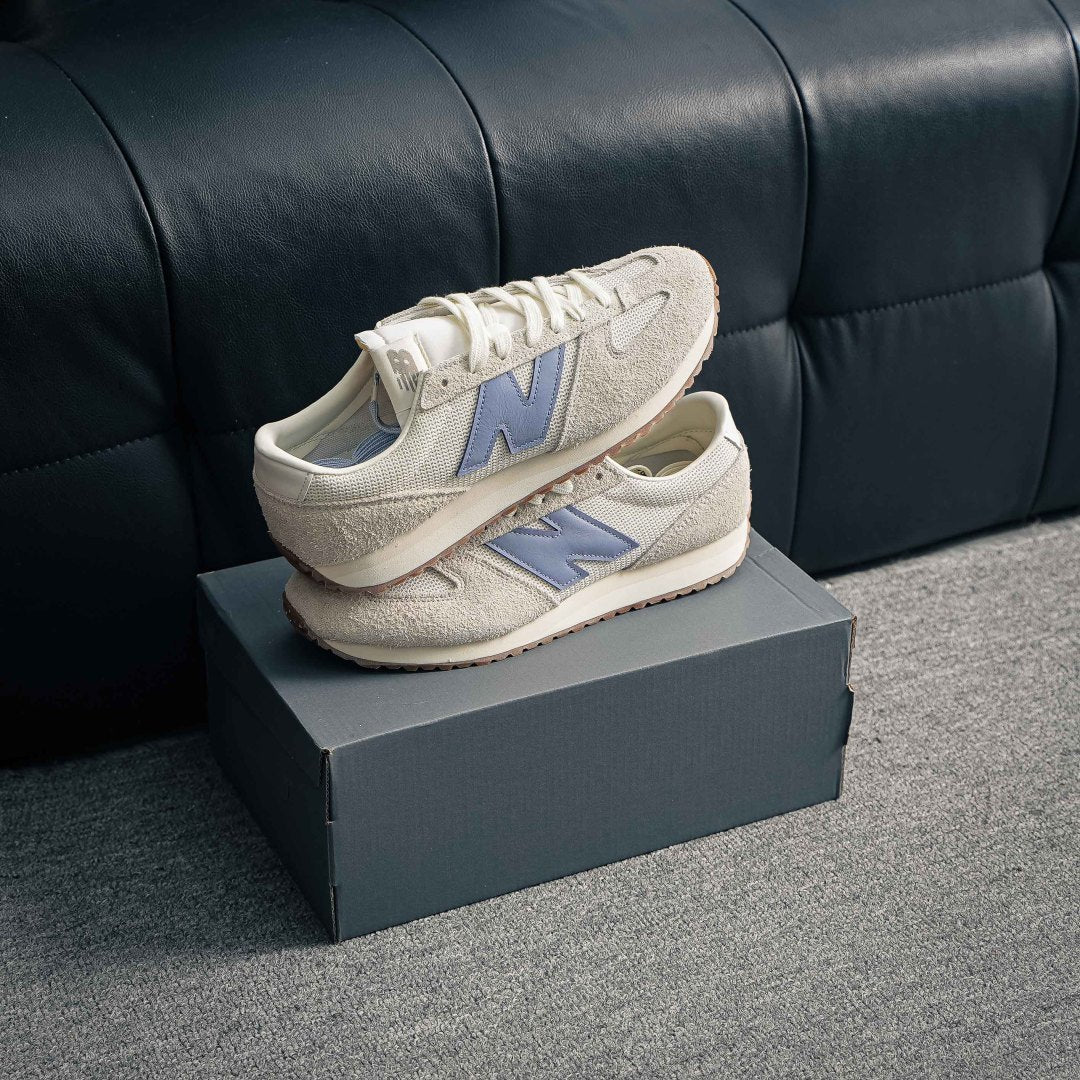 New Balance 471 "Linen / Ice Wine"